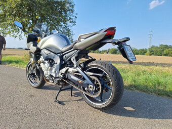 Yamaha FZ1 Fazer - 11