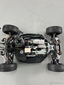 RC Nitro Buggy 1/8 - 11