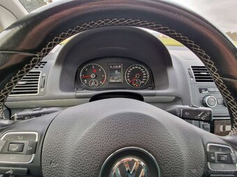 VW Touran 2.0TDI xonon/alu/navi Top výbava - 11