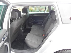 Volkswagen Passat 2,0 TDI  Servis VW - 11