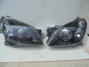 Opel ASTRA H , 2004-2007 - PŘEDNÍ světla XENON a ANGEL EYES - 11