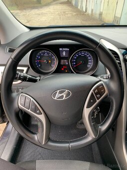 Hyundai i30 combi go Czech edice 1,6 GDI 99kW - 11