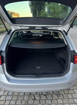 VW Passat B8 Highline 2.0 TDI, naj. 113 tis.km, 2019, manuál - 11