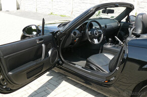 MAZDA MX5 NC 1.8i 16v, 93kW, EL. HARDTOP, TEMPOMAT - 11