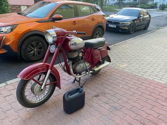 Jawa 250/559 panelka 1968 malé SPZ - 11