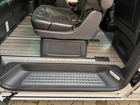 VW MULTIVAN 2.0 TDI DSG  T6 BULLI  110Kw (150PS) - 11