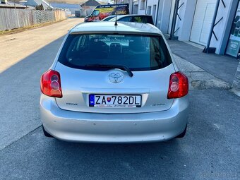 Toyota Auris 1.4 71KW 134000km - 11