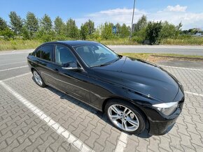 BMW 320i F30 - 11