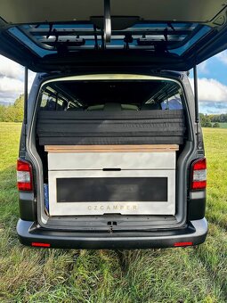 VW Transporter T5 4motion Camper - 11