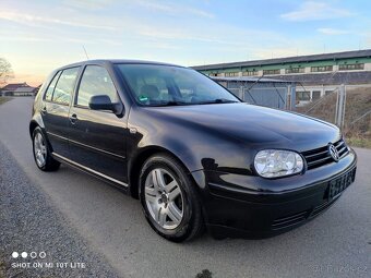 Vw Golf 2.0i - 11