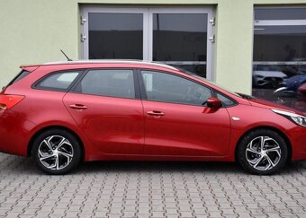 Kia Cee´d 1,6i TAŽNÉ ČR - 11