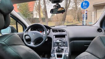 Peugeot 5008 1.6i THP 115KW,7 Místní - 11