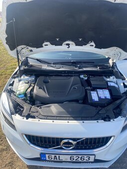 Volvo V40 D3 - 11