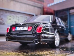 Bentley Arnage R 2002 1:18 Minichamps - 11