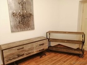 Nový nábytek z recyklovaného dřeva - 11