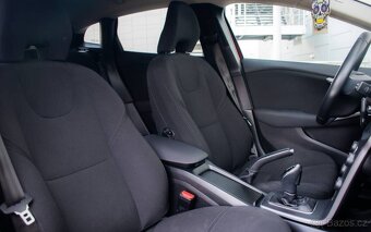 Volvo V40 D2 2.0L 120k Kinetic - 11