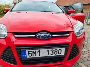 FORD Focus Sedan 1.6 134kw 2011 TOPstav 152tis.km benzin - 11