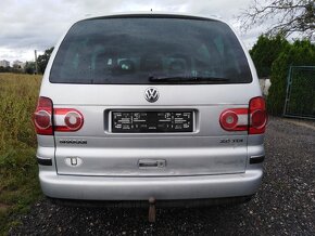 VW SHARAN 2,0 TDi  NAFTA 103 KW RV 2006, 7 SEDADEL - 11