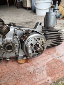 Motor Jawa 555 - 11