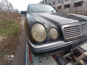 Prodám veškeré náhradní díly Mercedes Benz w210 300TD - 11