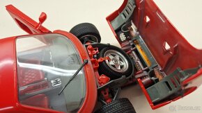 1:18 FERRARI F40 - 11