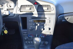 Volvo V70 2,4i AUTOMAT PO SERVISU - 11