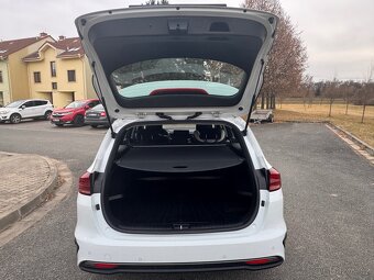 KIA Ceed 1.5 T-GDI 2023, 22tkm, +Výbava - 11