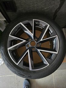 Sada ALU kol Vega 18" s pneu Superb - 11