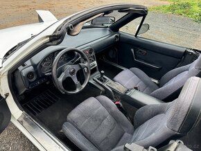 Mazda MX-5 NA Miata 1,6 85kW rok 1992 - 11