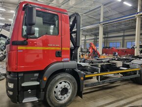 MAN TGM 18.340 TRAKTOR NOSIČ KONTEJNERU 10T - 11