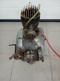 ČZ 125 T r.v. 1949-50 - Motor.. - 11