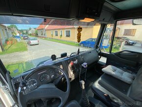 Iveco eurocargo 150e18 hákový nosič kontejnerů - 11