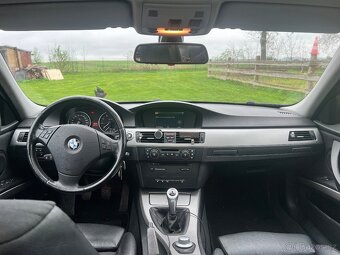 BMW E90 325i - 11