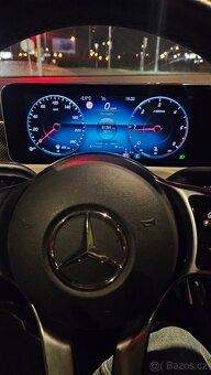 Mercedes CLa 180D - 11