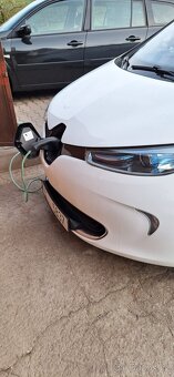 Renault Zoe - 11