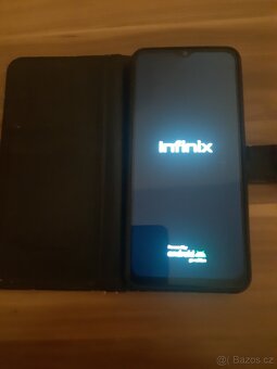 Prodám málo používaný mobilní telefon Infinix Smart 7 HD - 11