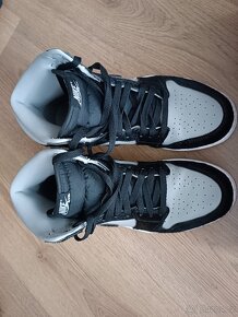 NIKE AIR JORDAN 1 RETRO HIGH OG vel. 42, stélka 27 cm - 11