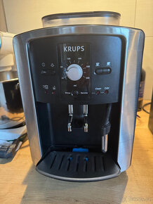 Kávovar Krups Essential Espresso EA81 - TOP - 11