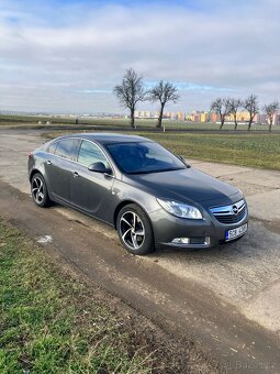 OPEL INSIGNIA BITURBO 4x4 - 11