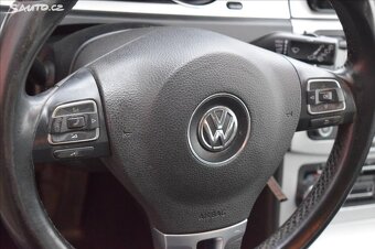 Volkswagen Passat 2,0 TDI COMFORTLINE/2010/FL/ - 11