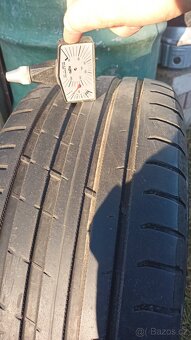 Letní 225/50 ZR17 NOKIAN TYRES - 11