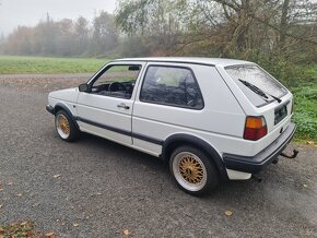 Golf mk2 - 11