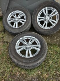 Hyundai   ix 35 , disky 6 1/2 Jx16H2       215/70R15 - 11