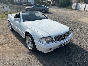 Mercedes-Benz SL 500 - 11