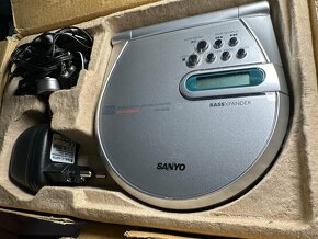 Discman Sanyo - 11