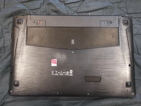 herní notebook Lenovo Y510P - 11