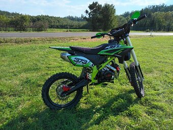 Pitbike Thunder 140cc 19/16 E-start zelená - 11