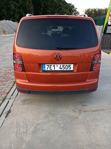 VW Touran Cross 2.0 TDI 125 kW - 11