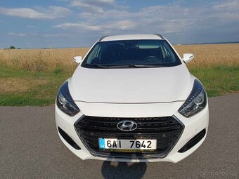 Hyundai i40 combi 1.7 CRDi - 11