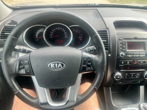 Prodam Kia Sorento 2.2CRDI 4x4 najeto 160tis.km - 11